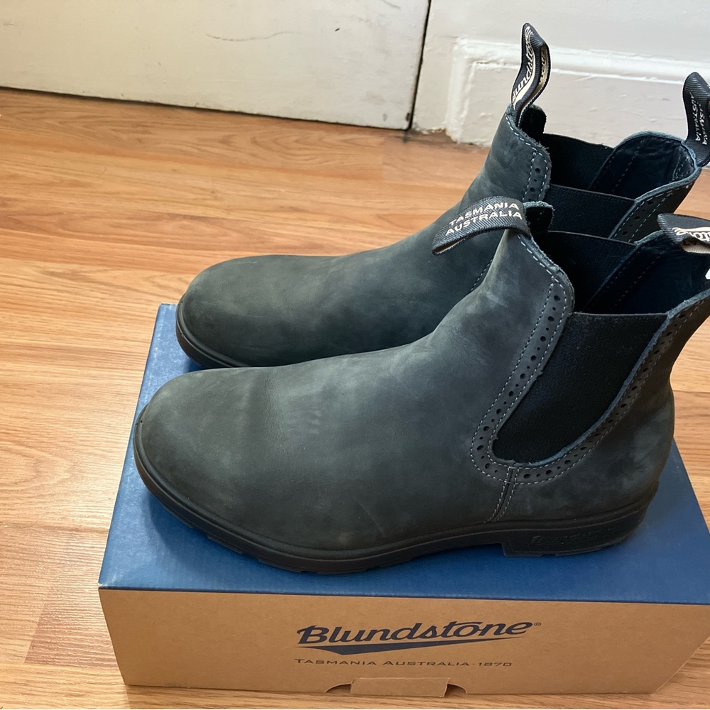 Blundstone Chelsea boots 1630